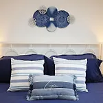 Exquisite Oasis With 3 King Beds,Airport,Disney
