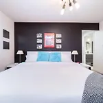 The Neon Palace - Kingbed - Fireplace - Netflix - Ug Park