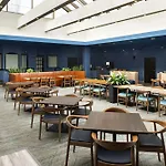 Four Points By Sheraton Edmonton South