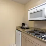 Campus Tower Suite Hotel