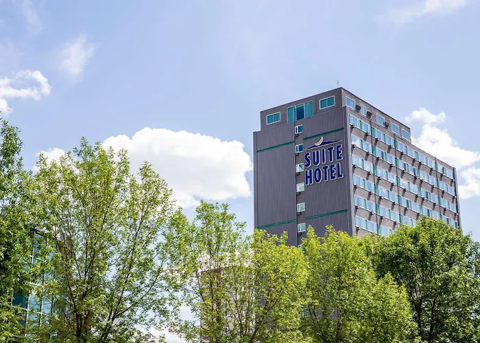 Campus Tower Suite Hotel