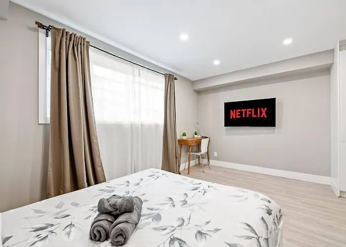 Modern Studio Unit - Close To Dt