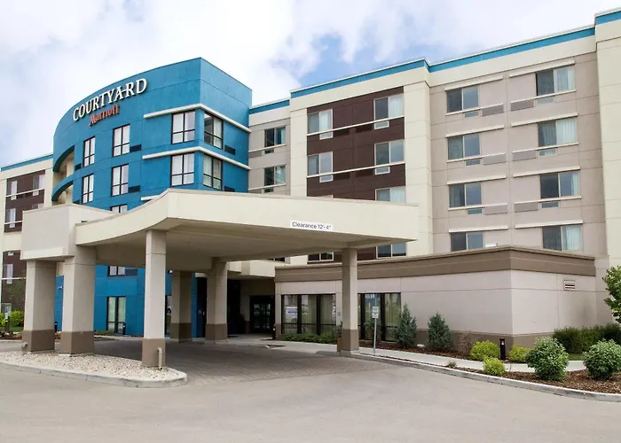 Courtyard By Marriott Edmonton West