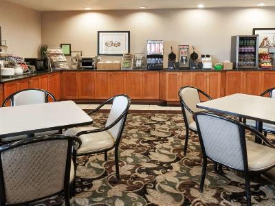 Hotel Wingate By Wyndham - West 3*
