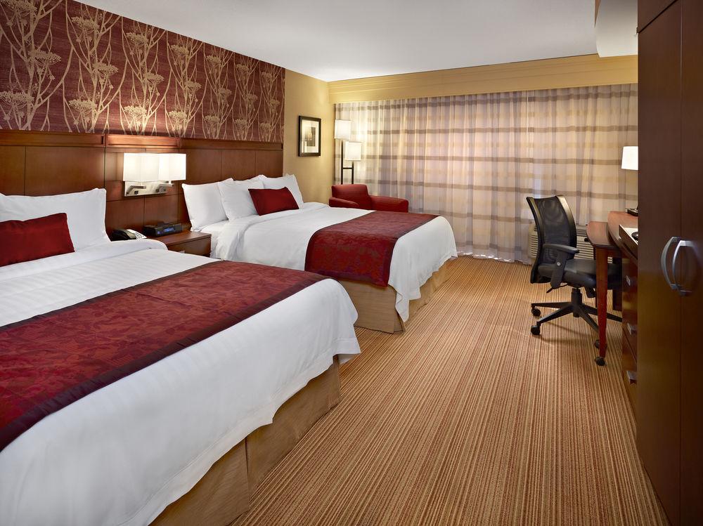 Hotel Courtyard By Marriott West