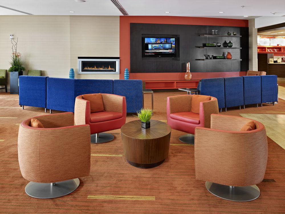 Hotel Courtyard By Marriott West 3*