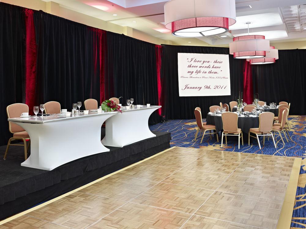 Hotel Courtyard By Marriott West 3*