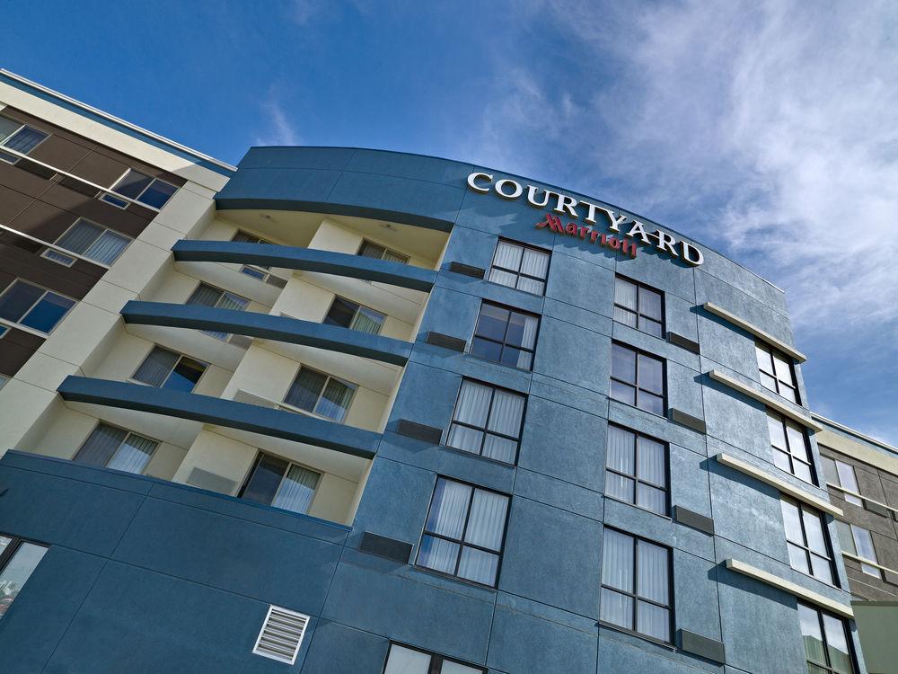Courtyard By Marriott West Edmonton