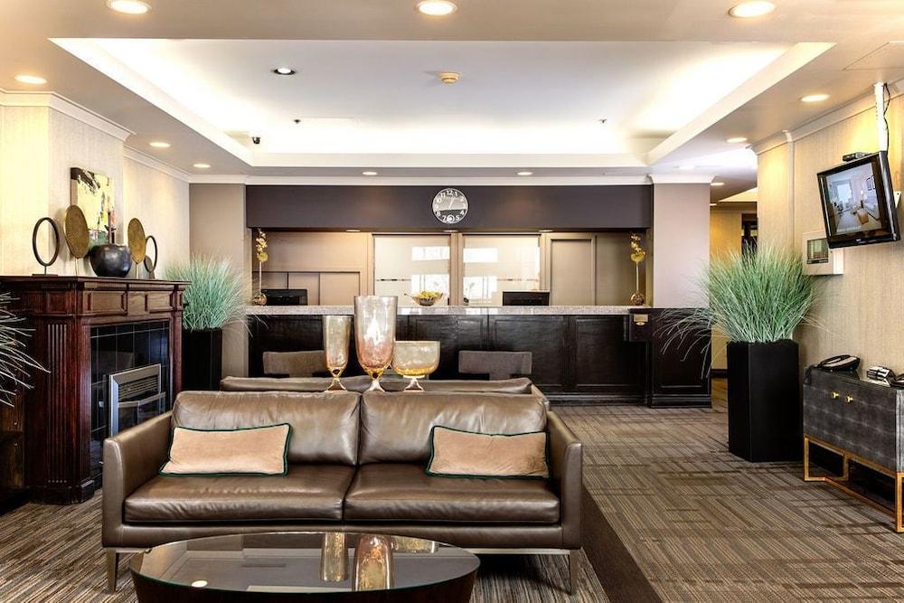 Campus Tower Hotel Edmonton