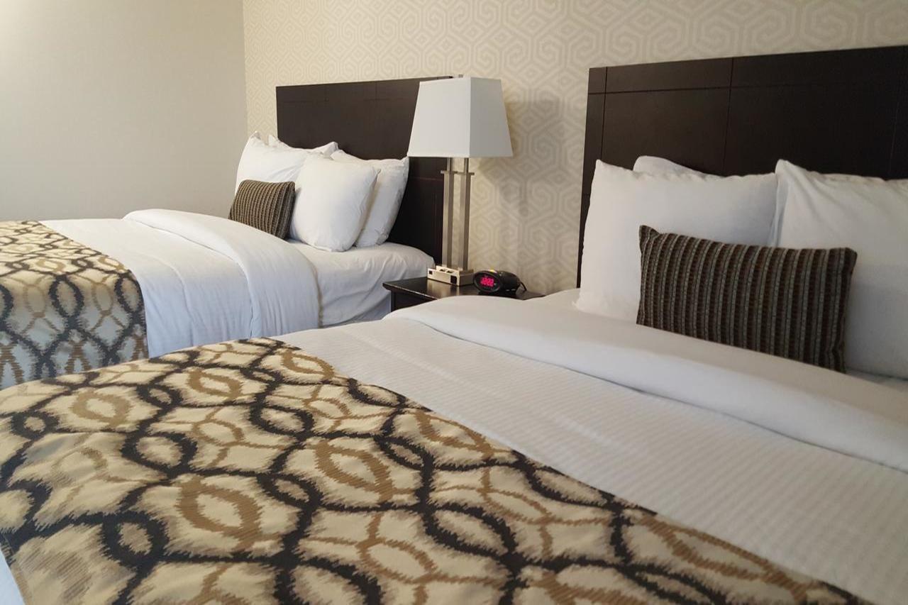 Hotel Radisson & Conference Centre 3*