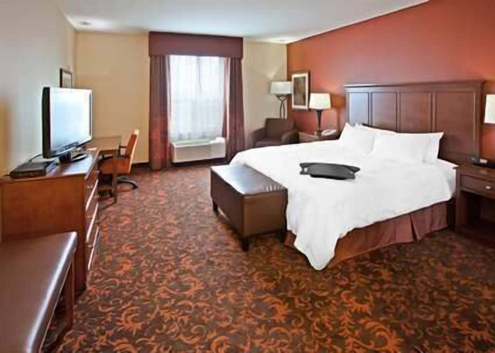 Hampton By Hilton South Hotel