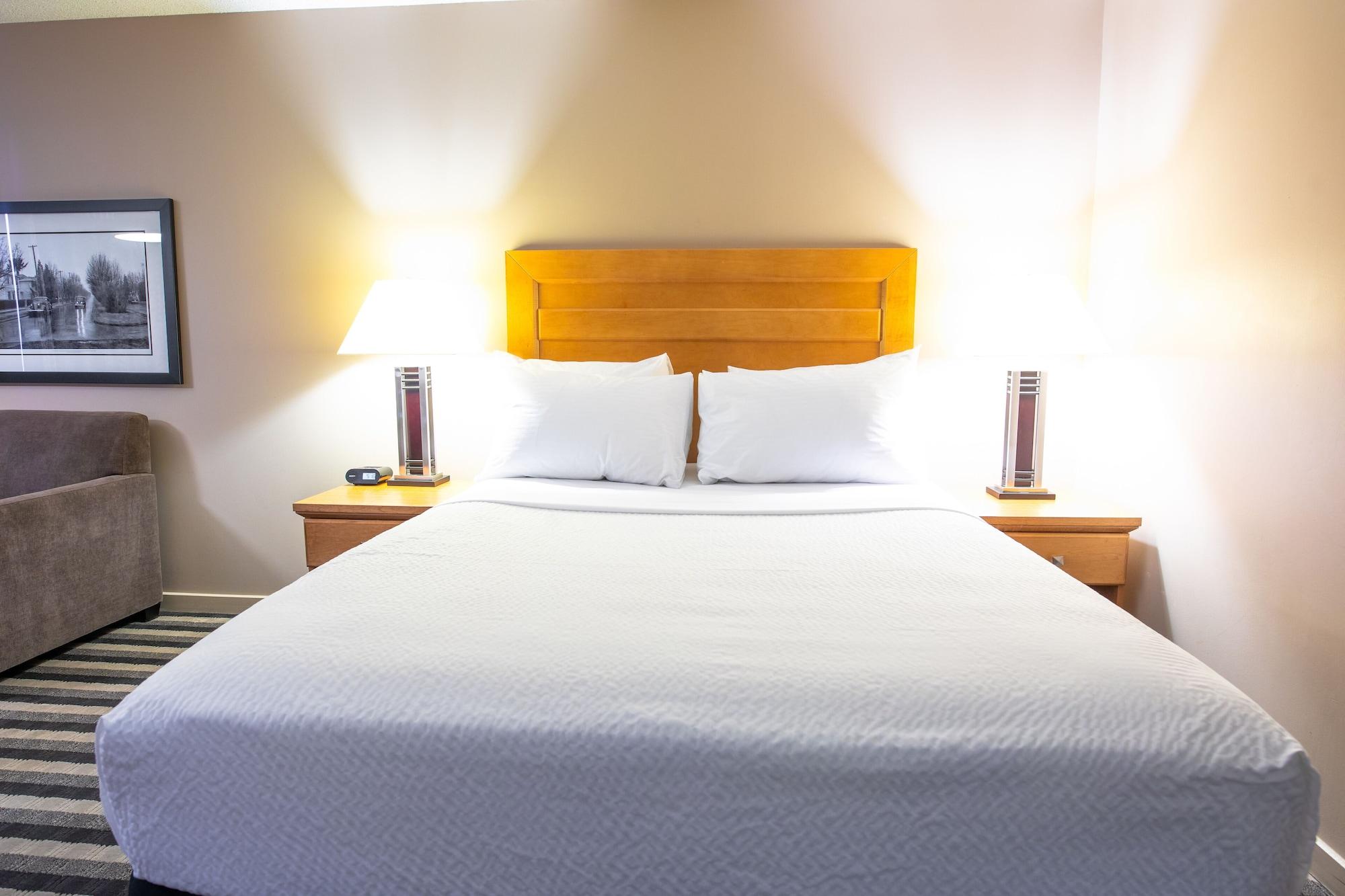Royal West Edmonton, Trademark Collection By Wyndham Hotel Edmonton