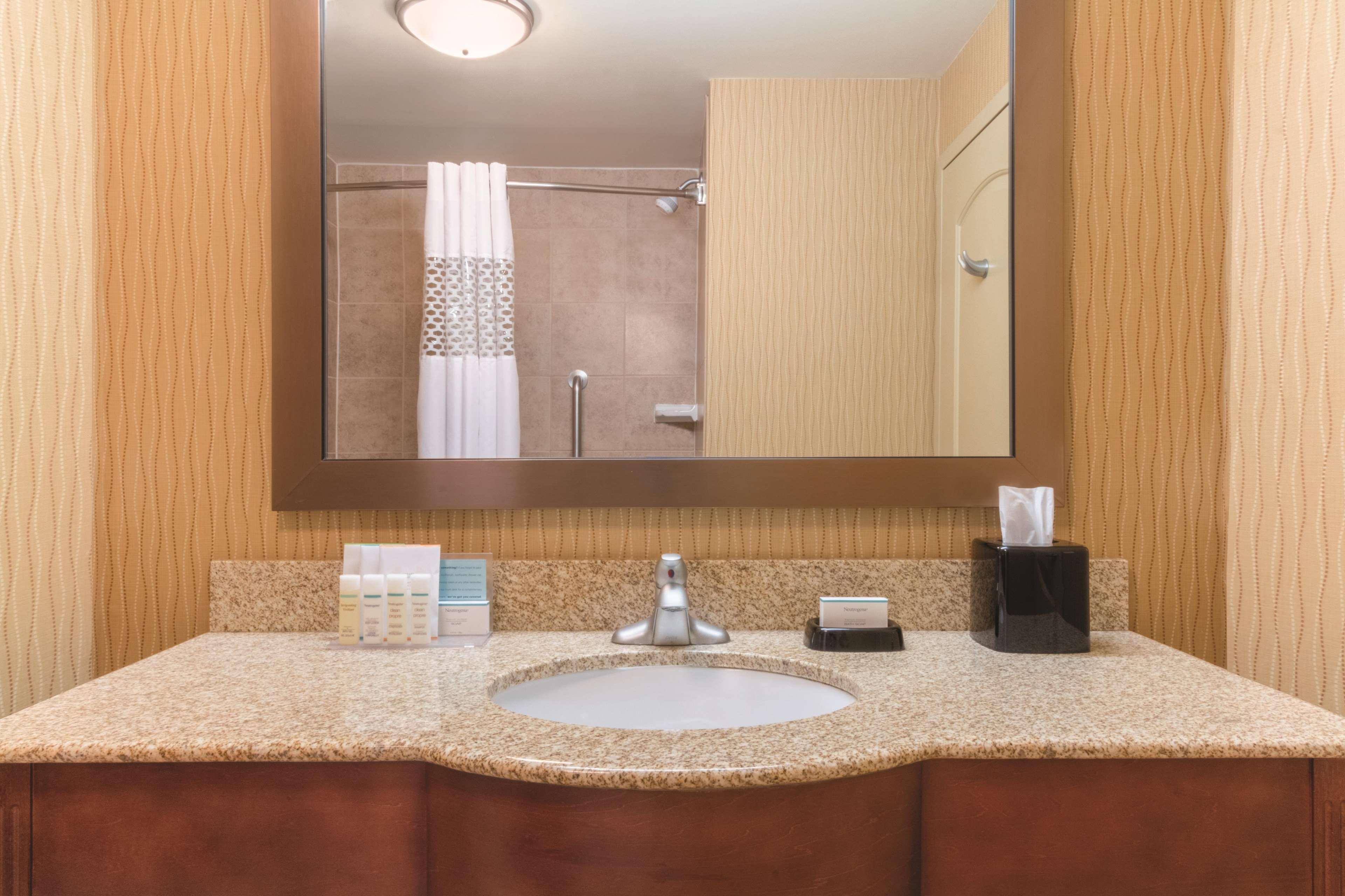 Hampton By Hilton South 3* Edmonton