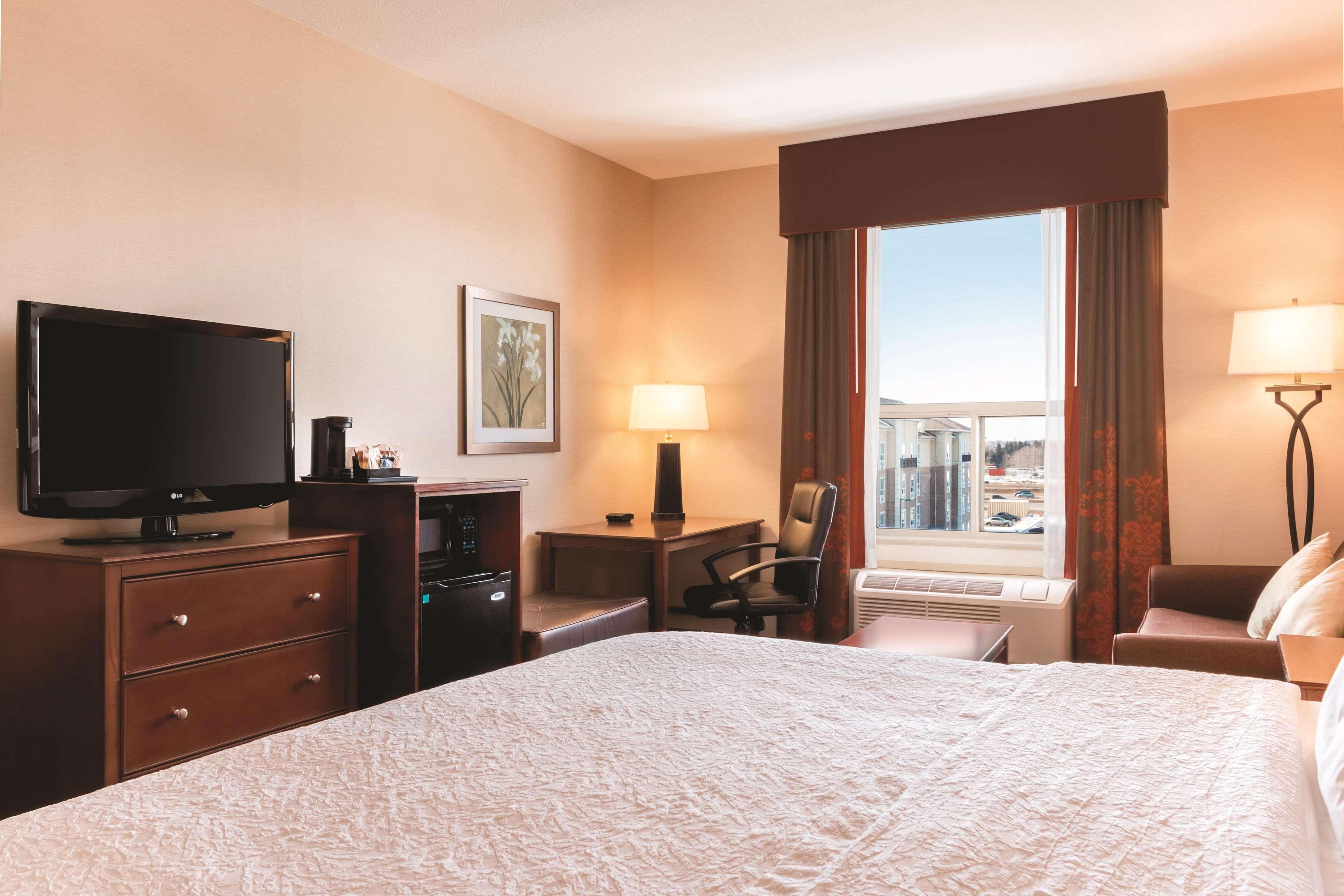 Hotel Hampton By Hilton South