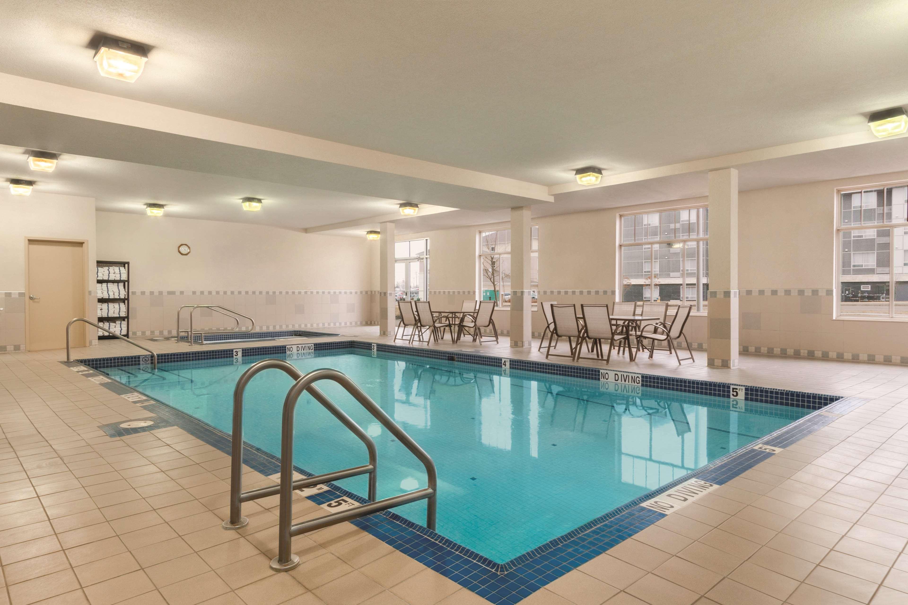 Hampton By Hilton South Hotel