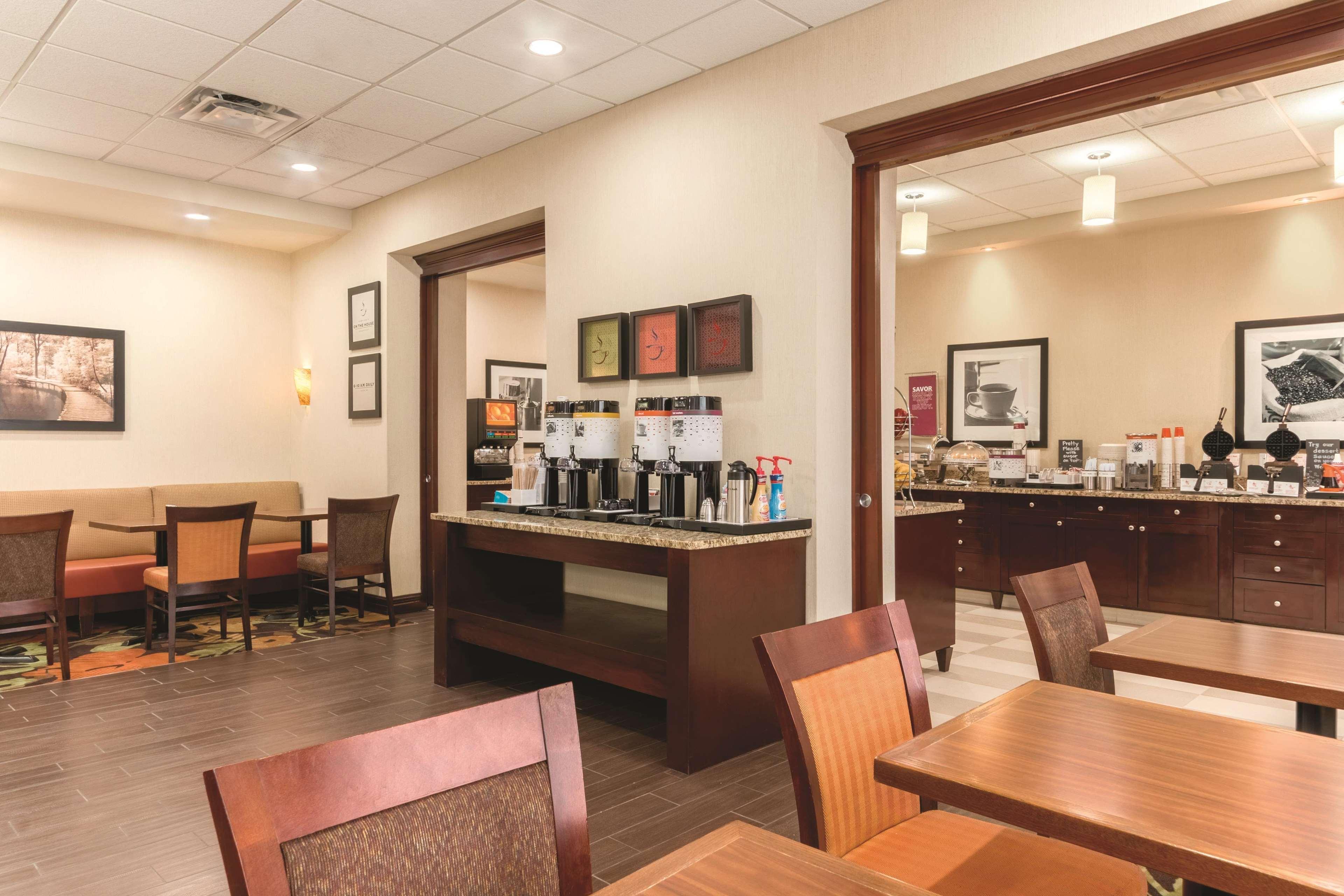 Hampton By Hilton South Hotel 3*