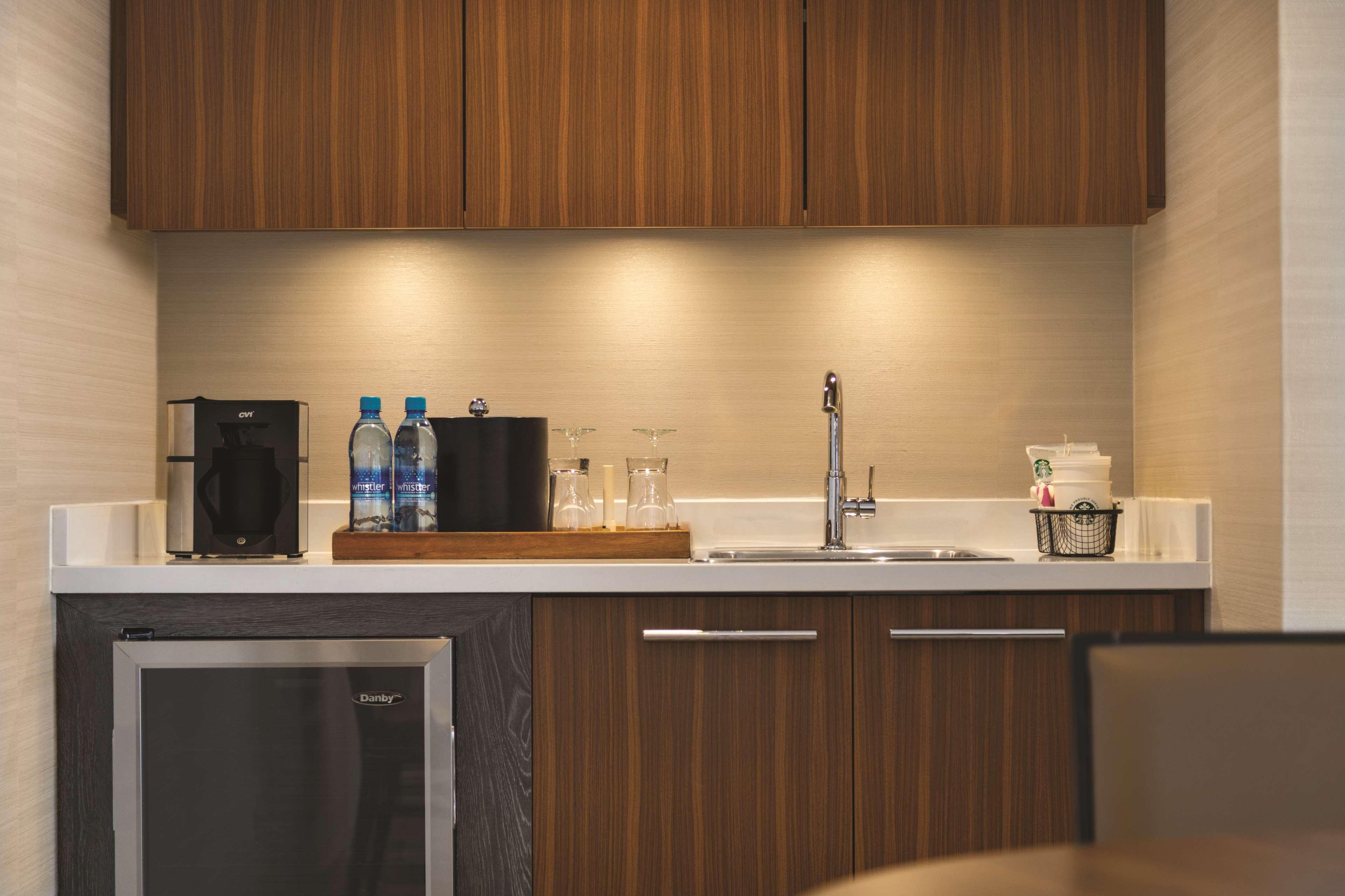 Coast Plaza By Apa Hotel