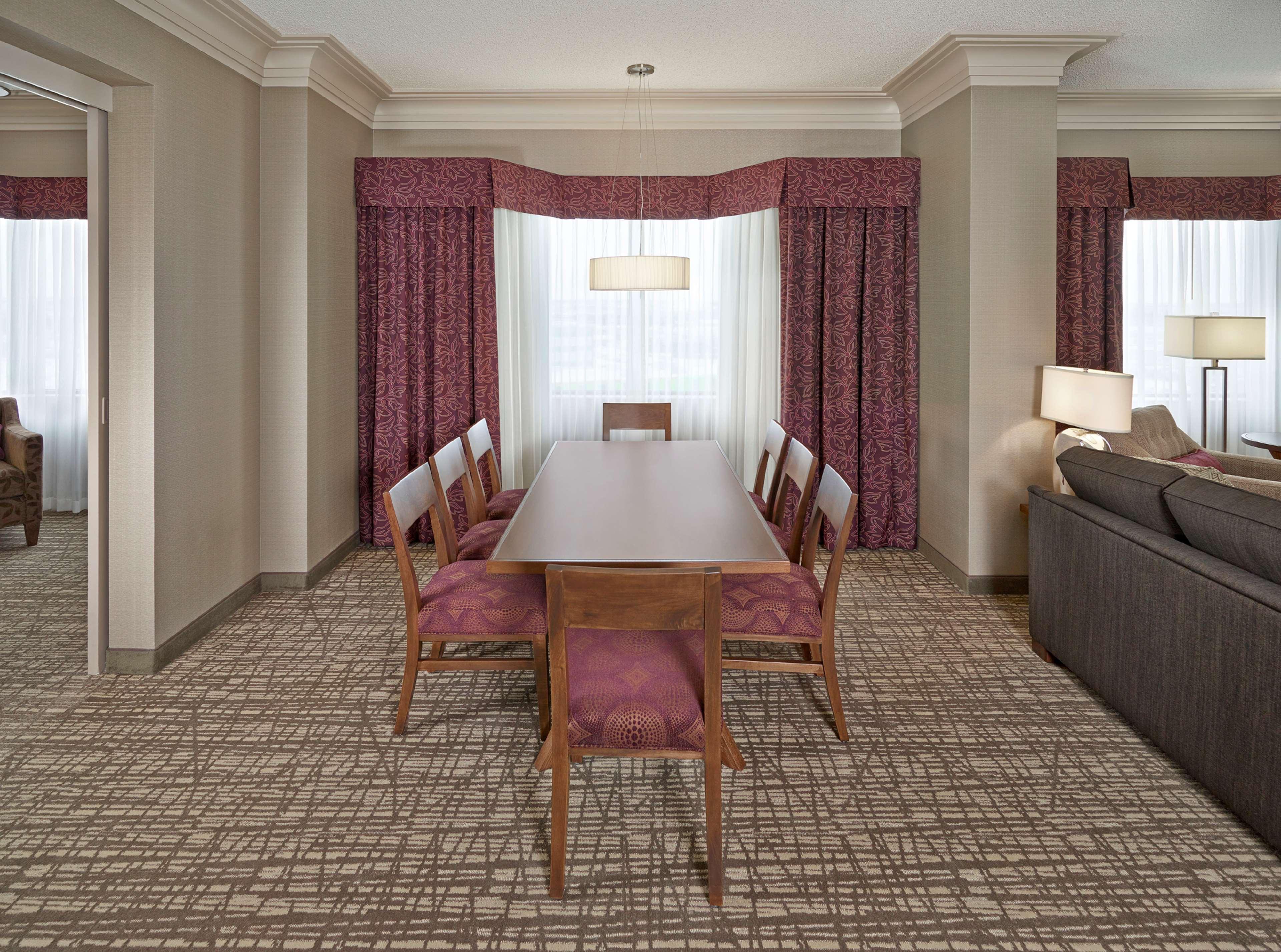 Doubletree By Hilton West Hotel 4*