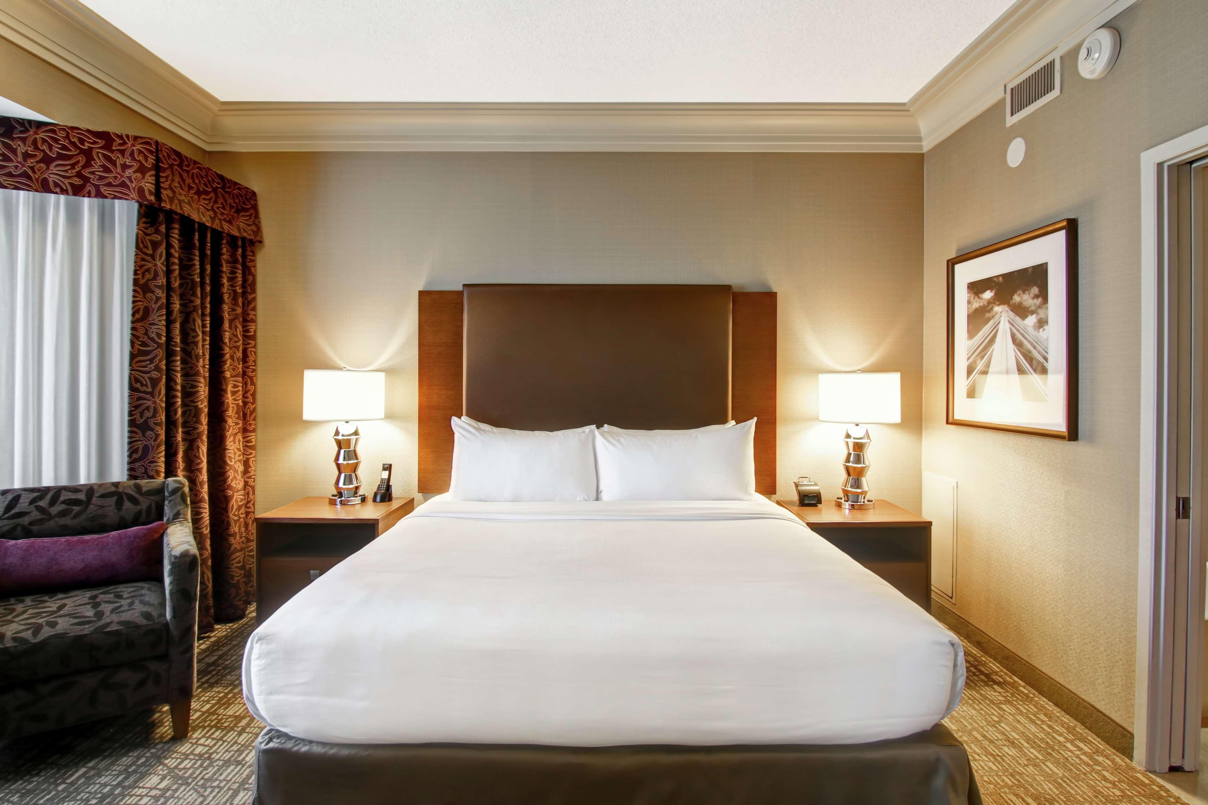 Hotel Doubletree By Hilton West 4*