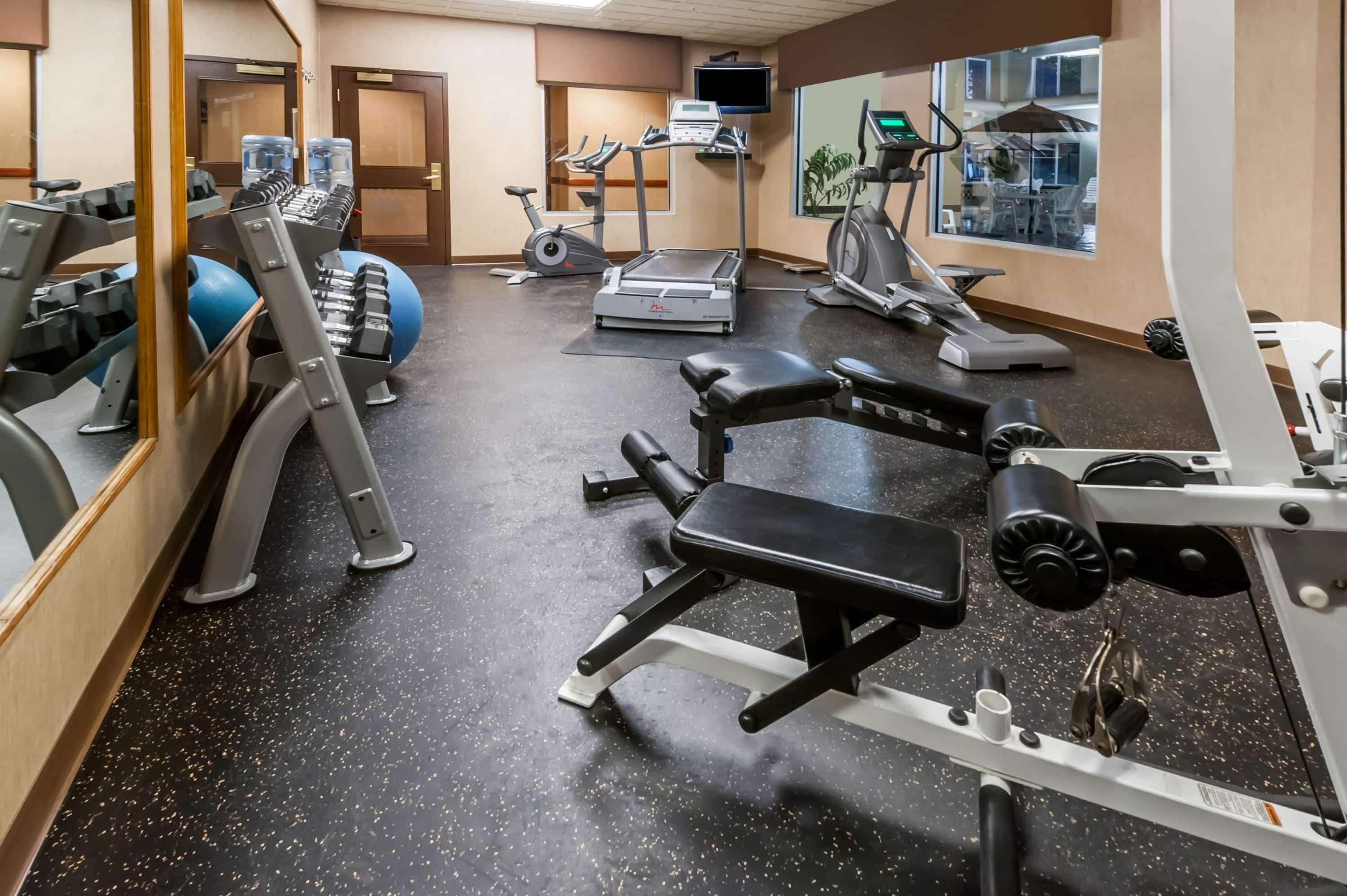 Hotel Wingate By Wyndham - West