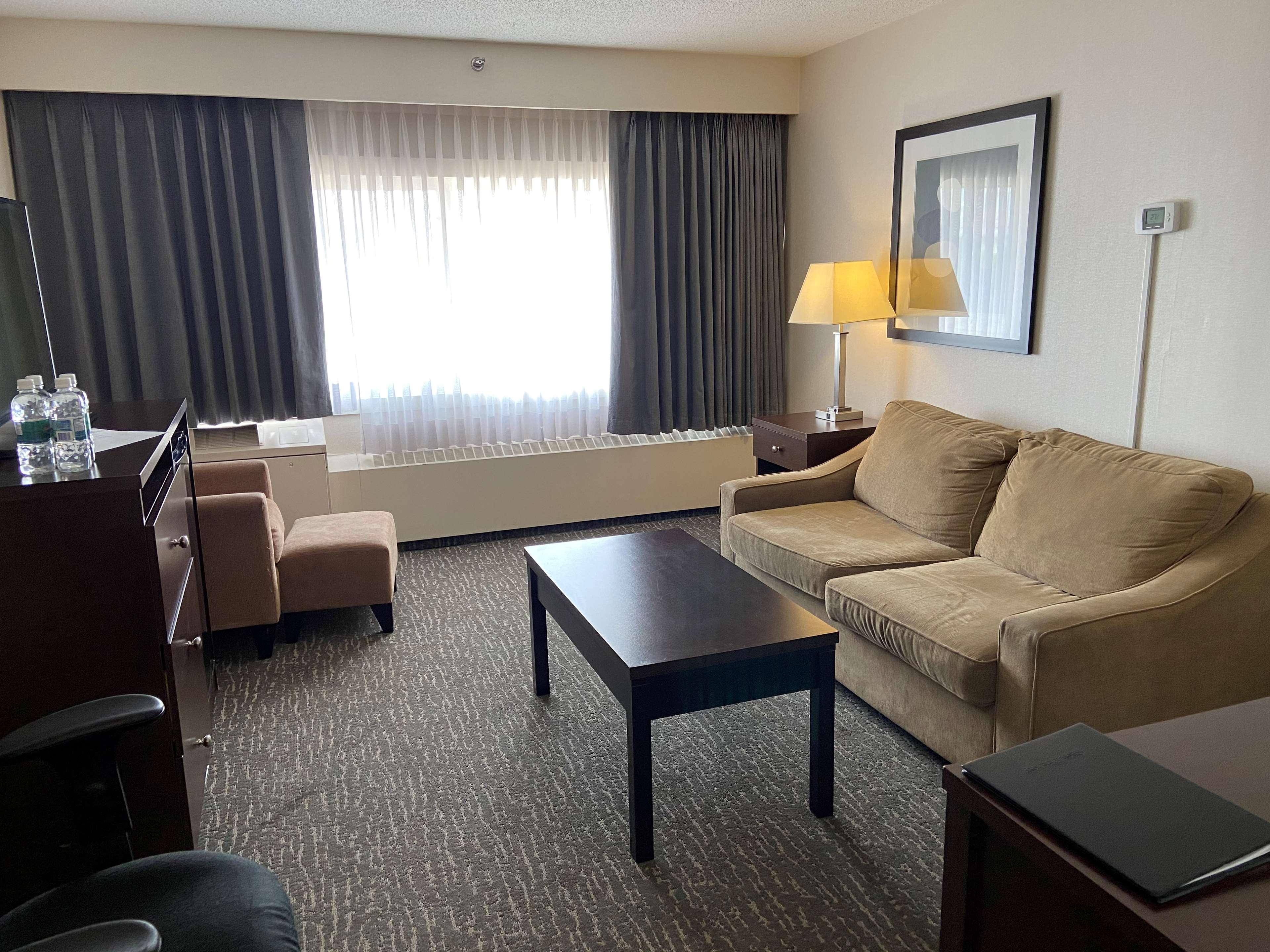 Western Cedar Park Hotel Edmonton