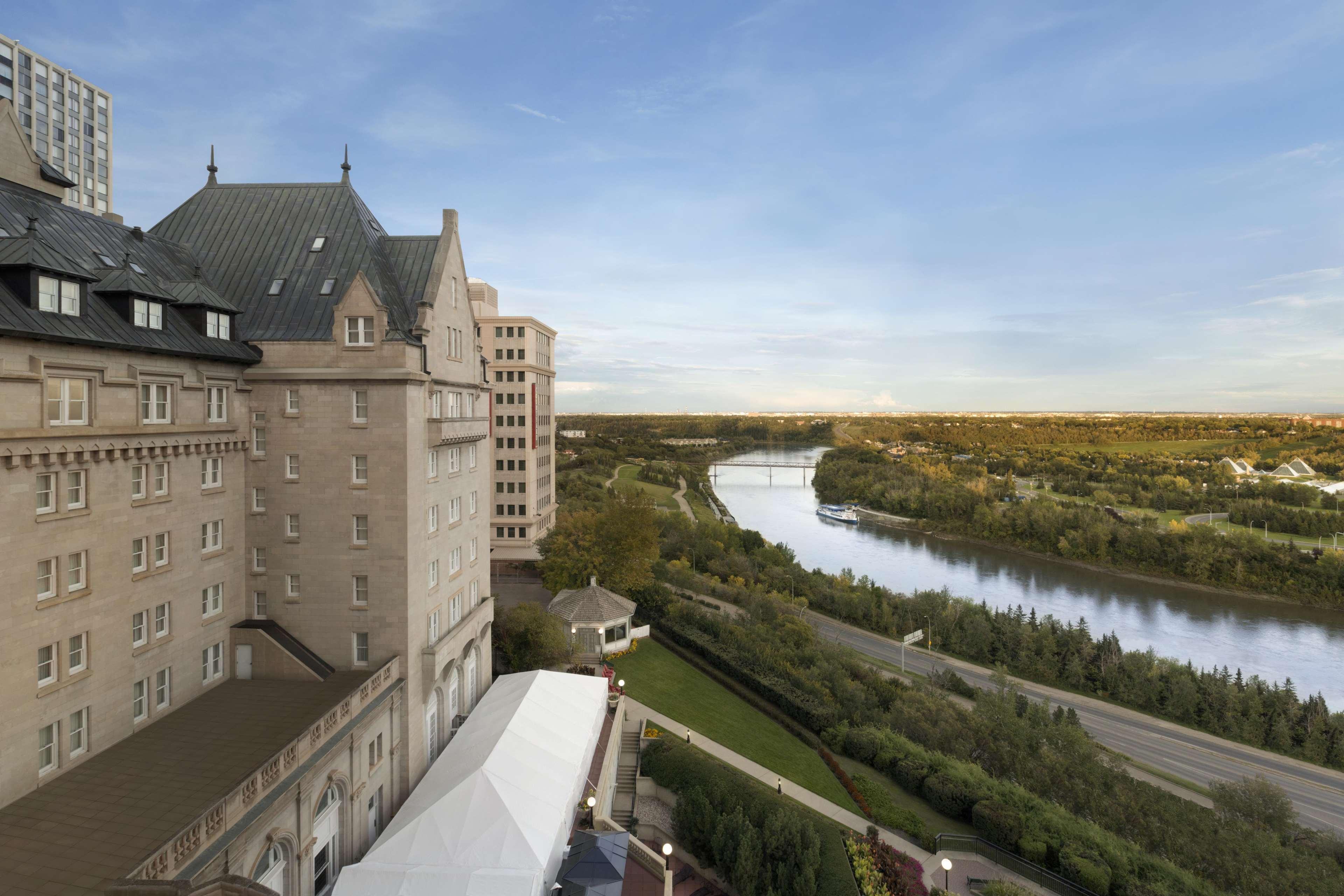 Fairmont Macdonald 4* Edmonton