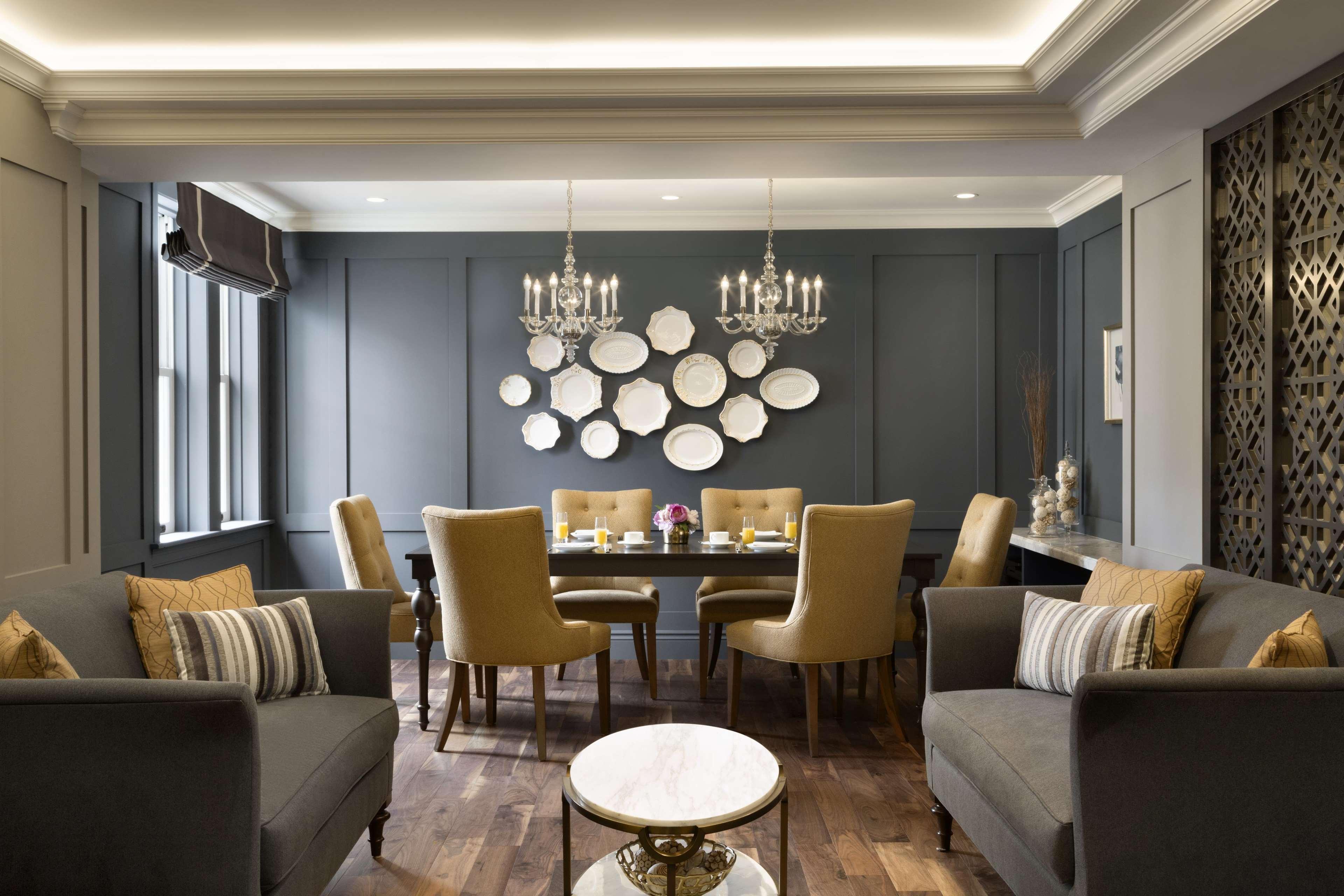 Hotel Fairmont Macdonald 4*