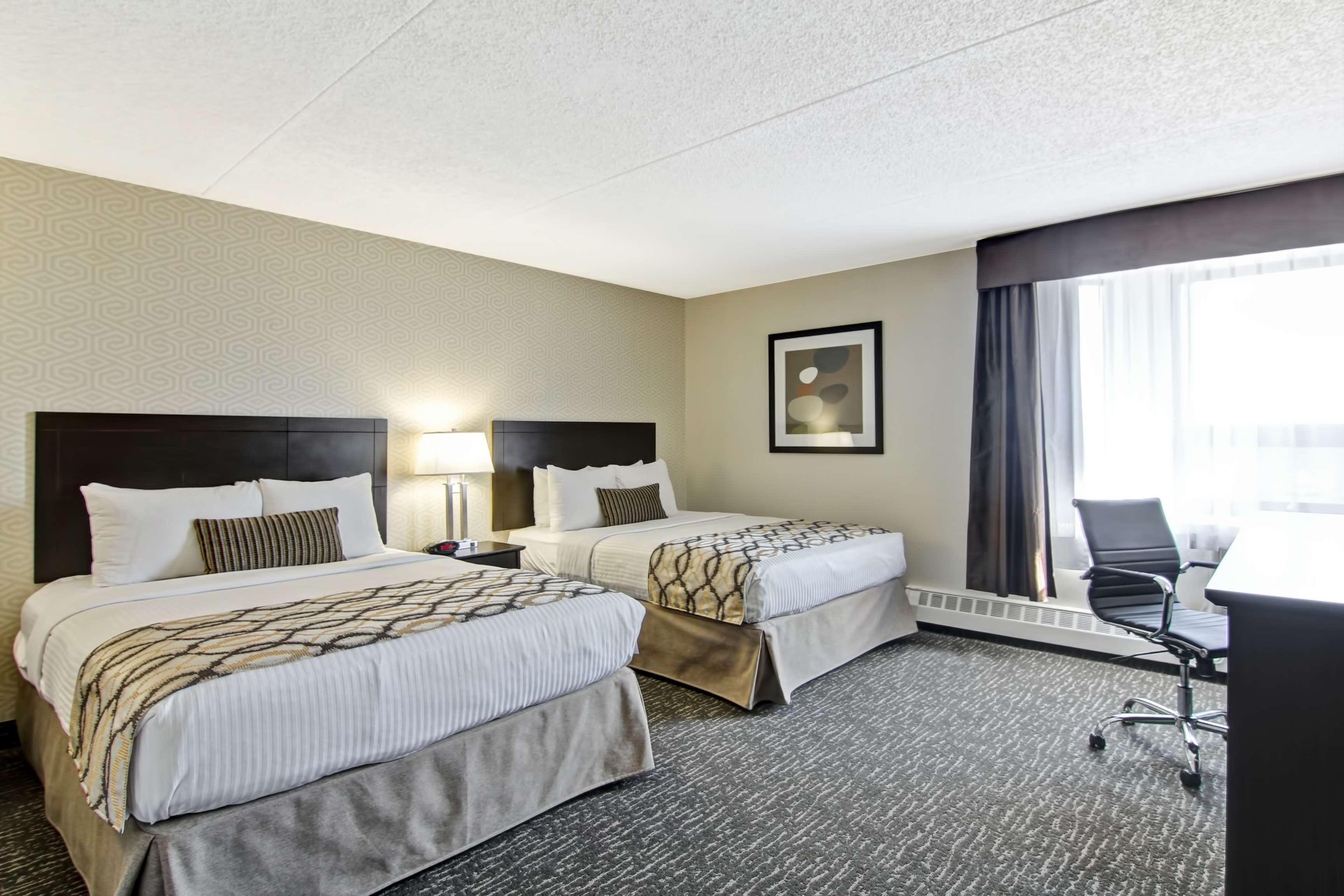 Radisson & Conference Centre 3* Edmonton