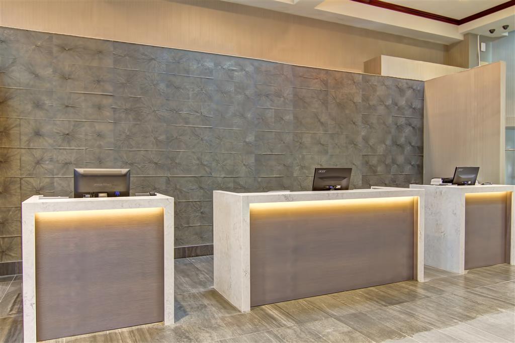 Radisson & Conference Centre 3* Edmonton