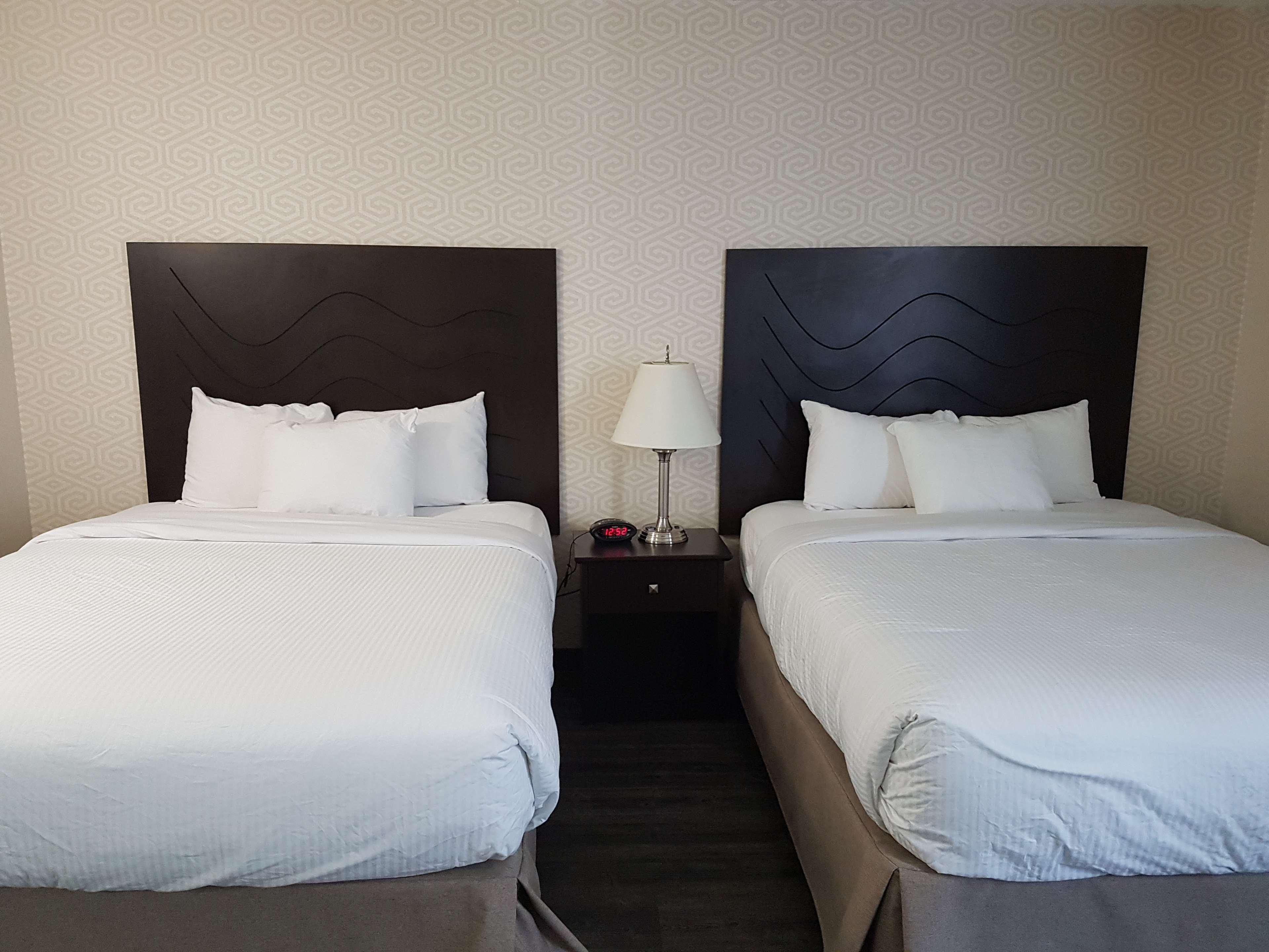 Radisson & Conference Centre 3*