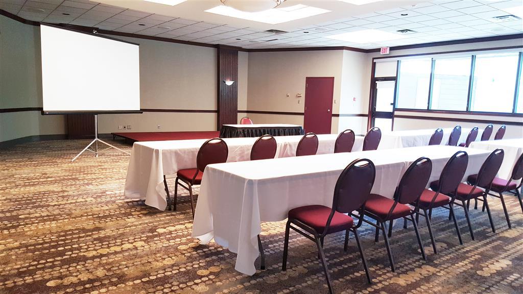 Radisson & Conference Centre Edmonton