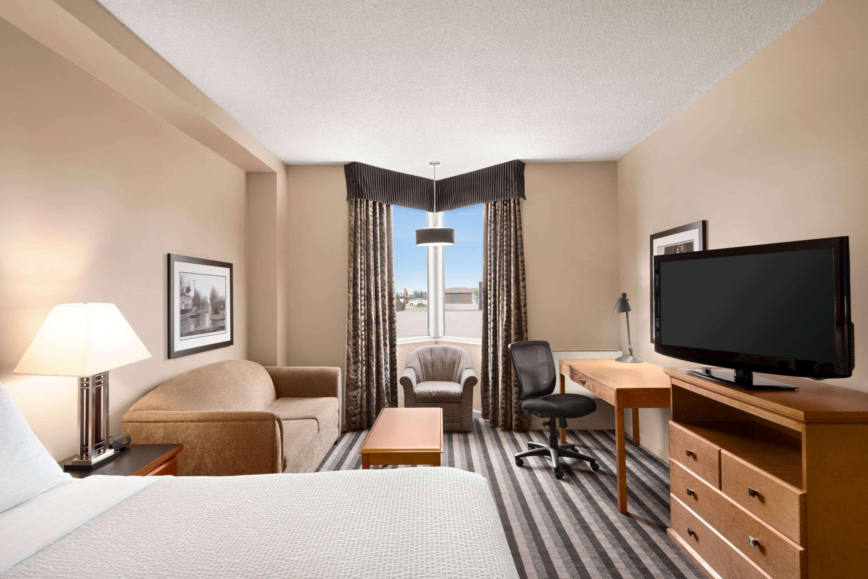 Royal West Edmonton, Trademark Collection By Wyndham Hotel Edmonton