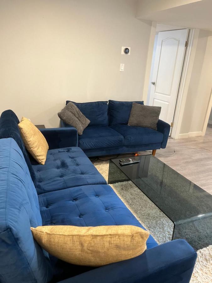 Holiday home Cozy & Comfortable 2-bedroom Edmonton