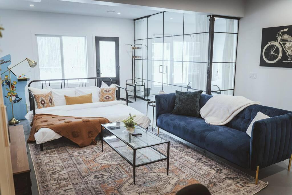 Nyc Loft Inspired •12 Mins To Wem •vintage Arcade *