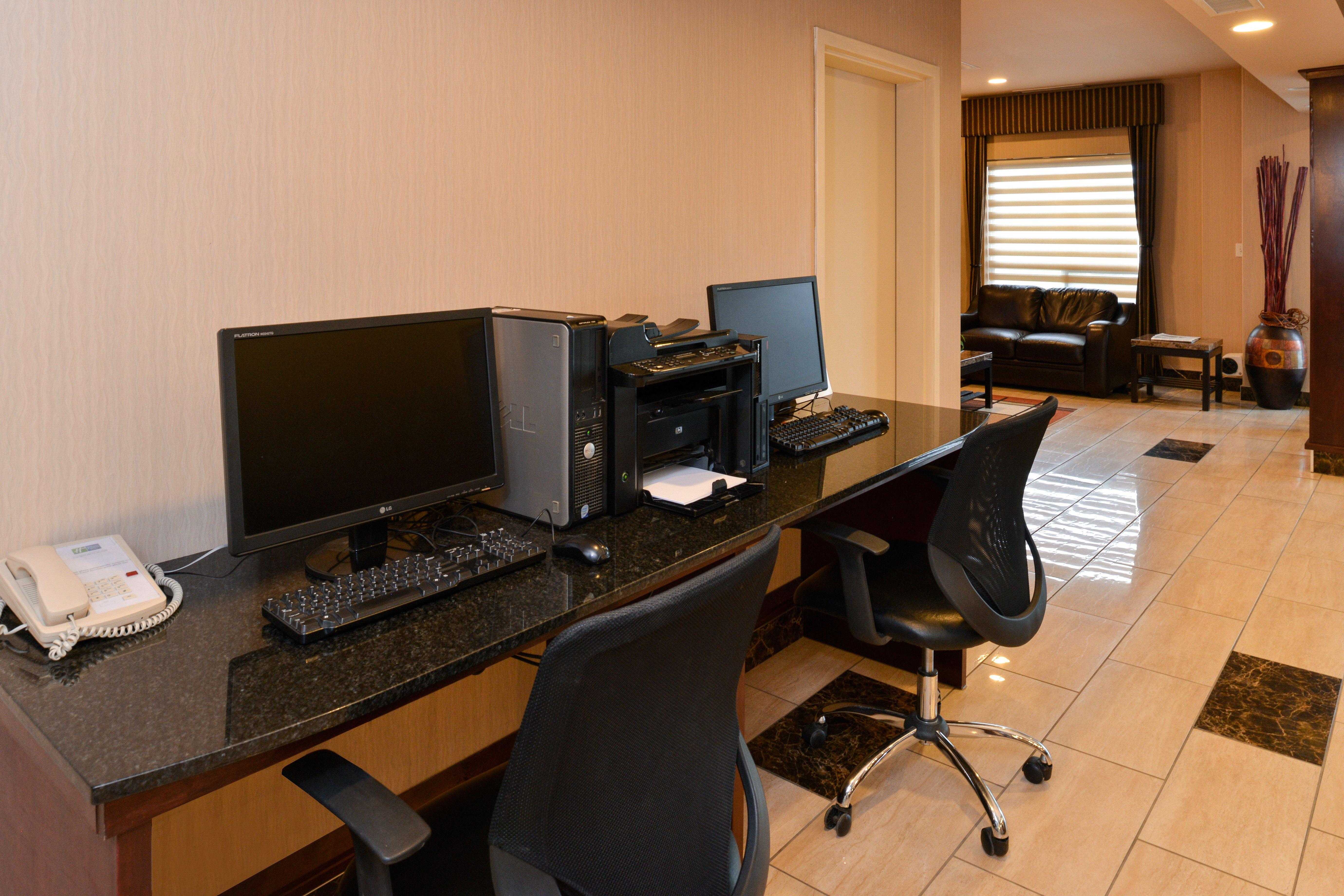 Express North By Ihg 3* Edmonton