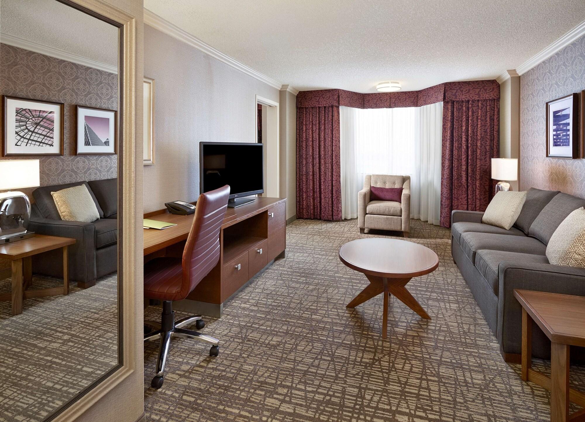 Hotel Doubletree By Hilton West
