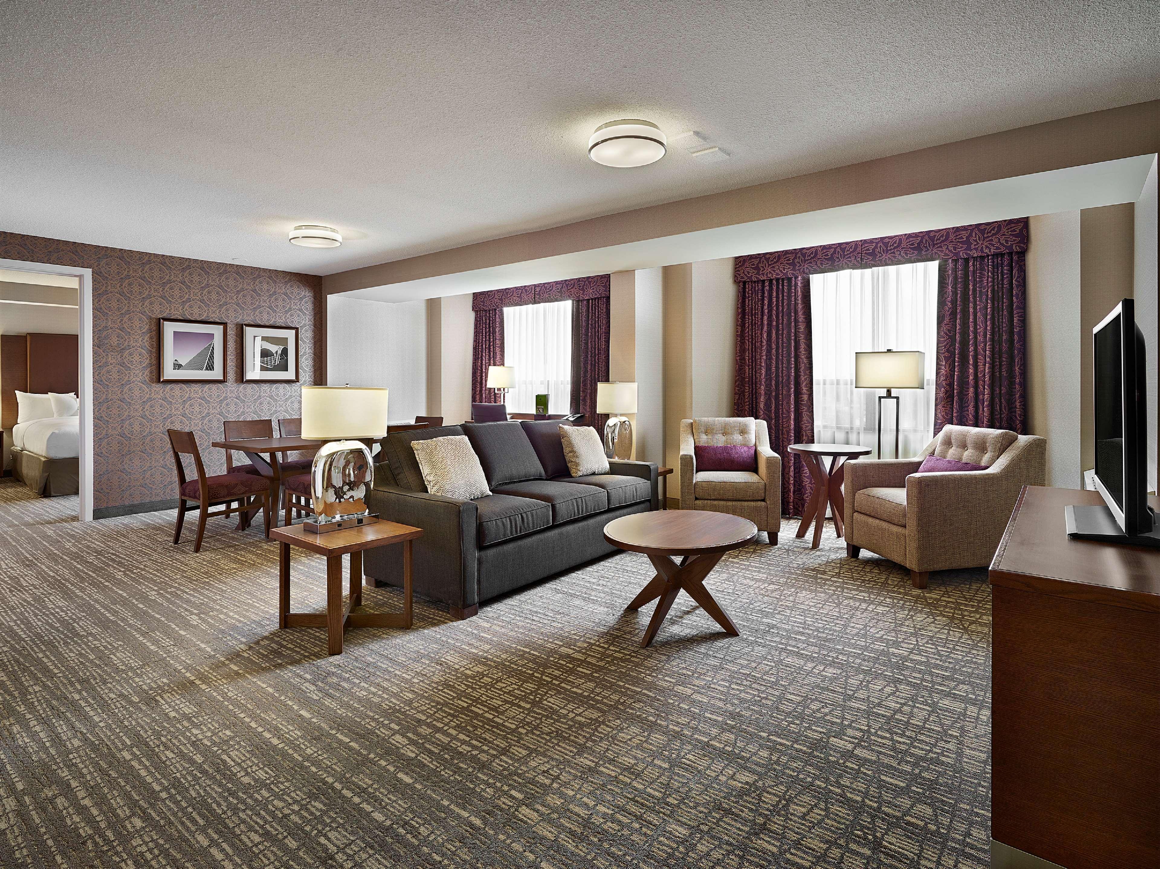 Doubletree By Hilton West 4* Edmonton