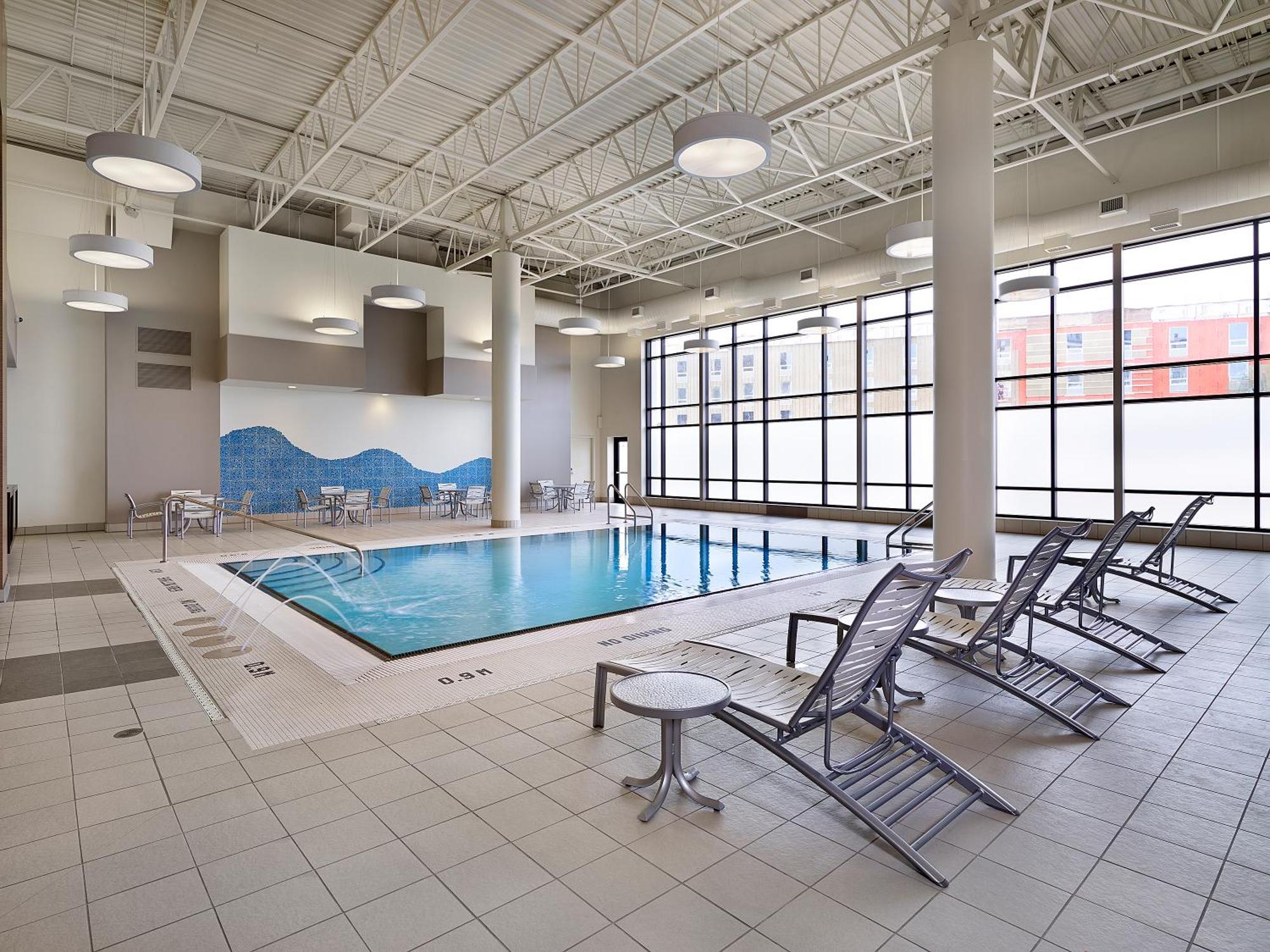 Doubletree By Hilton West
