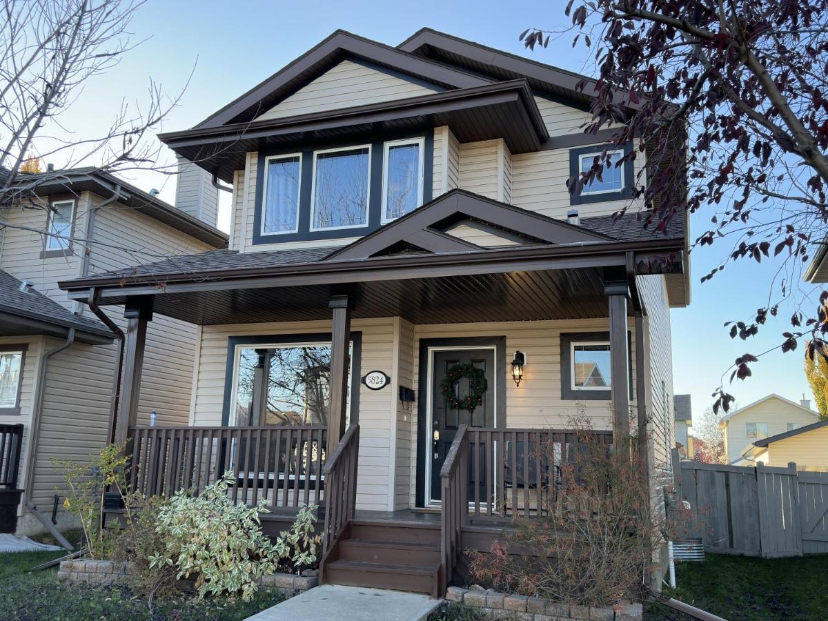 Holiday home Spacious & Private Retreat Near West Mall
