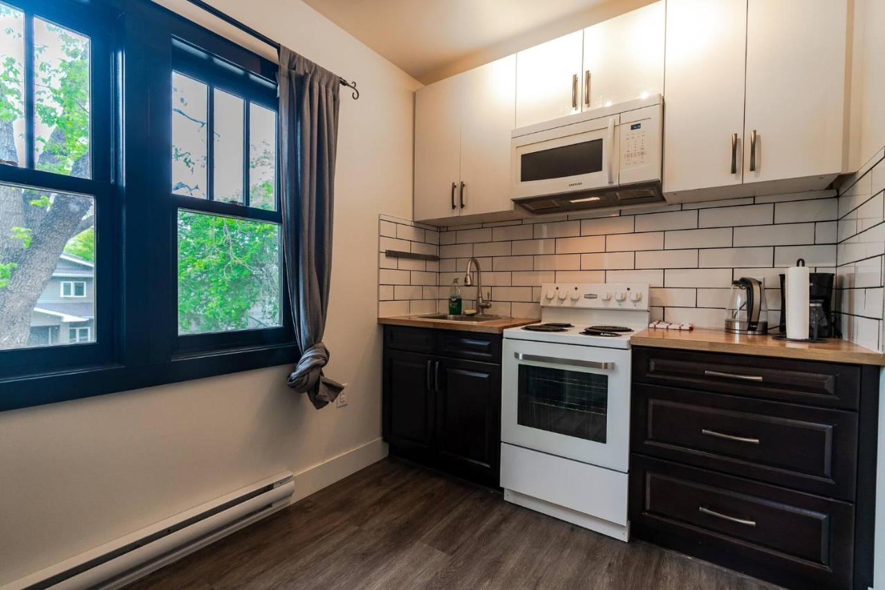 Historical Building 1br 1ba Walk To Rogers Place Edmonton
