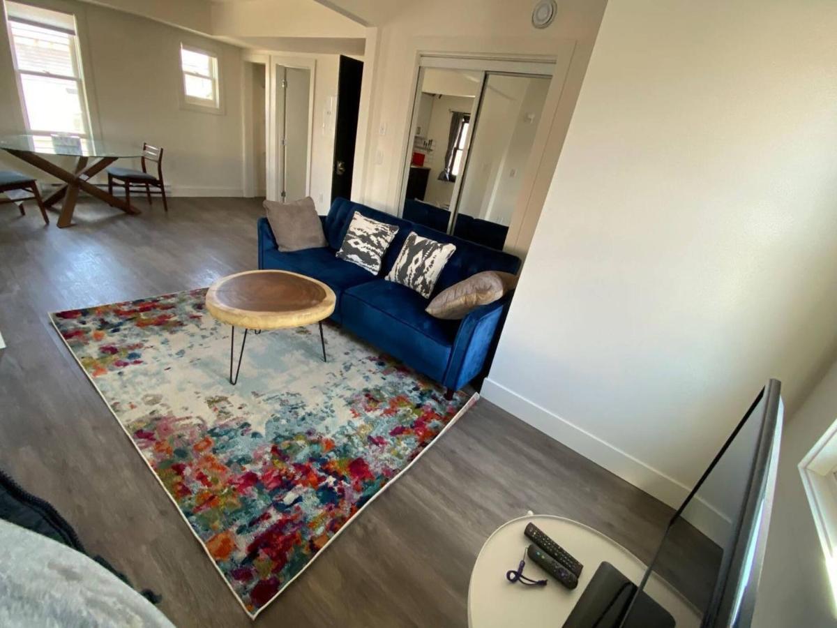 Historical Building 1br 1ba Walk To Rogers Place Apartment *