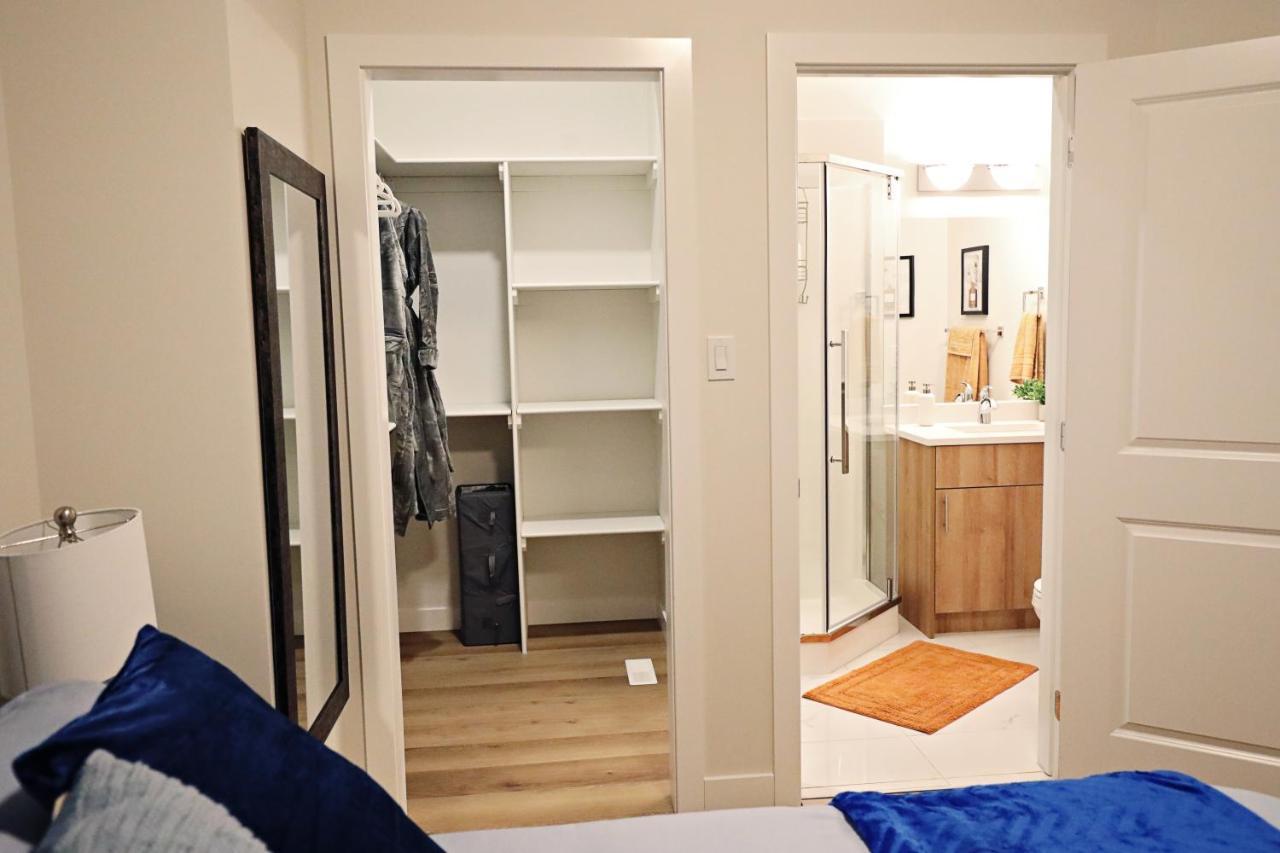 Downtown 5 Bedroom,rogers,commonwealth,nait Holiday home