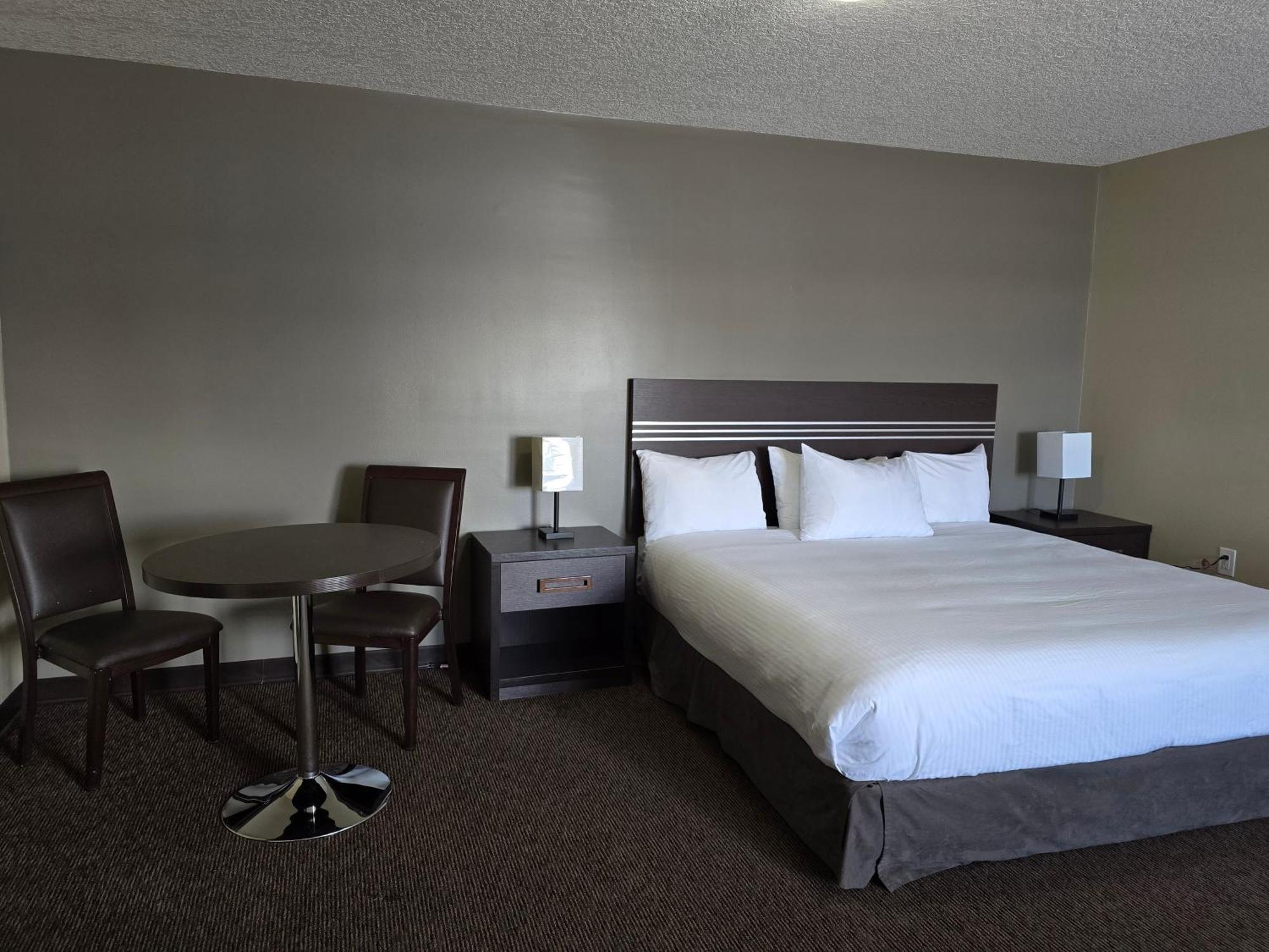 Motel Royal Edmonton