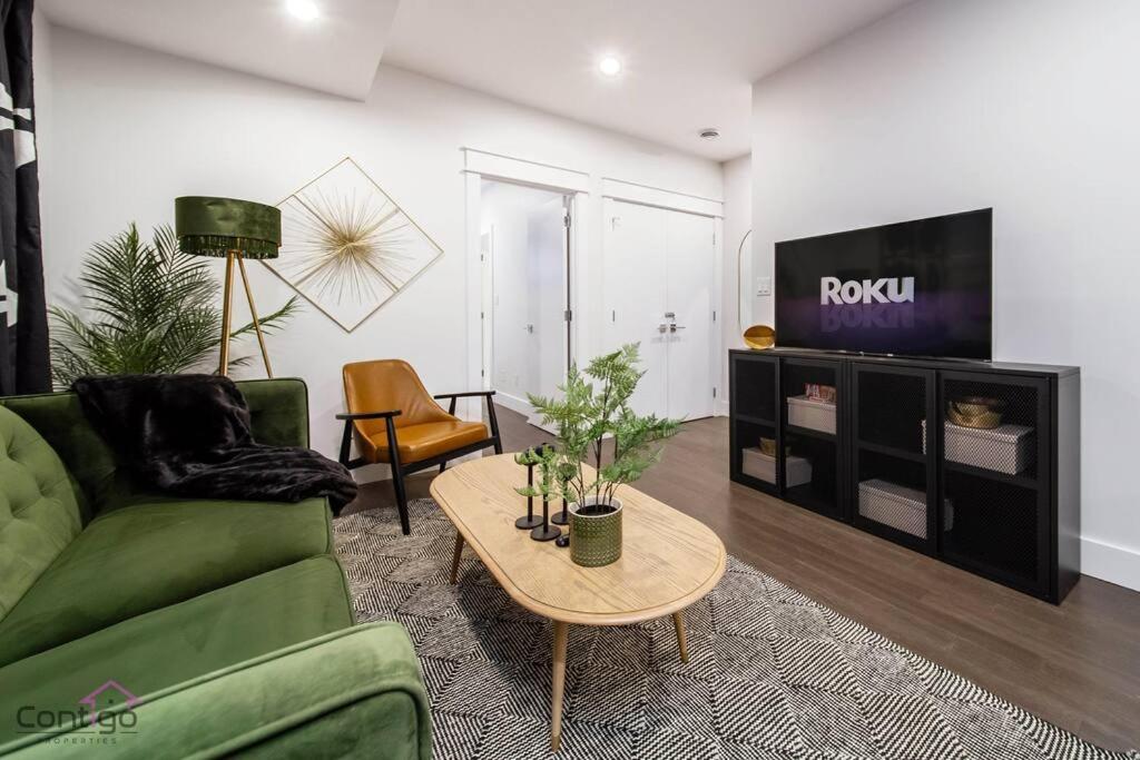 Apartment La Maison, Near University & Dt, 2br Bsmt Suite, King Bed! Edmonton