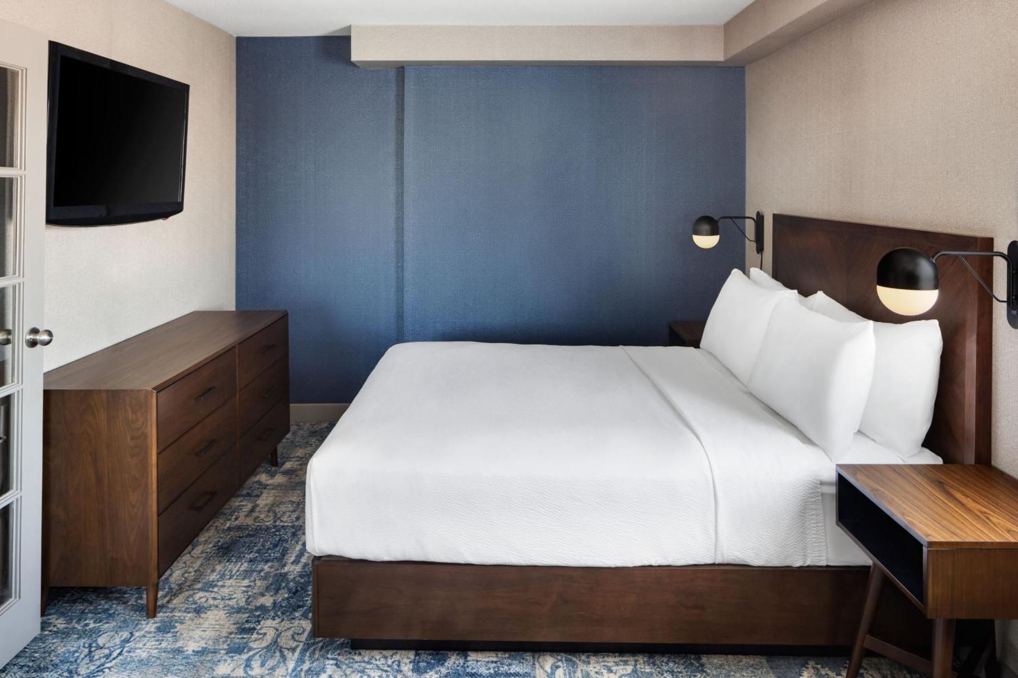 Four Points By Sheraton South 3*