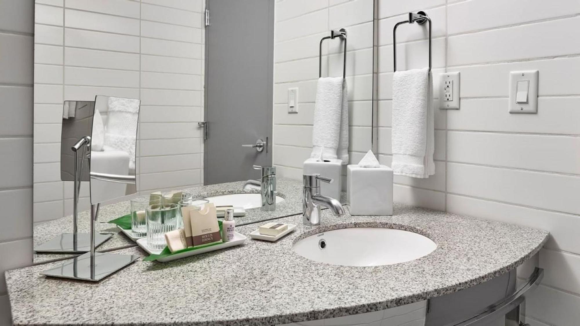 Matrix Hotel Edmonton
