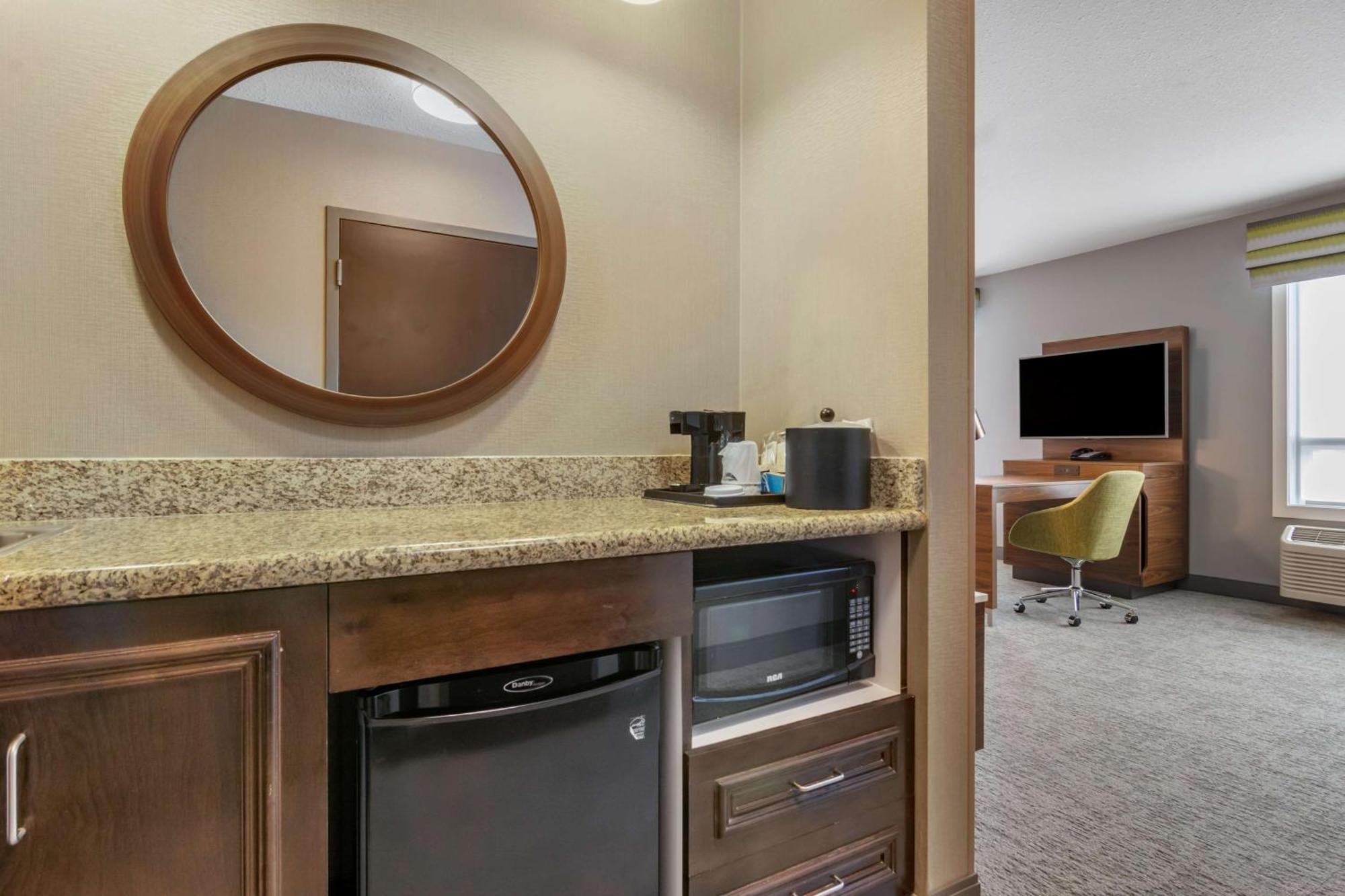 Hotel Hampton & Edmonton/west