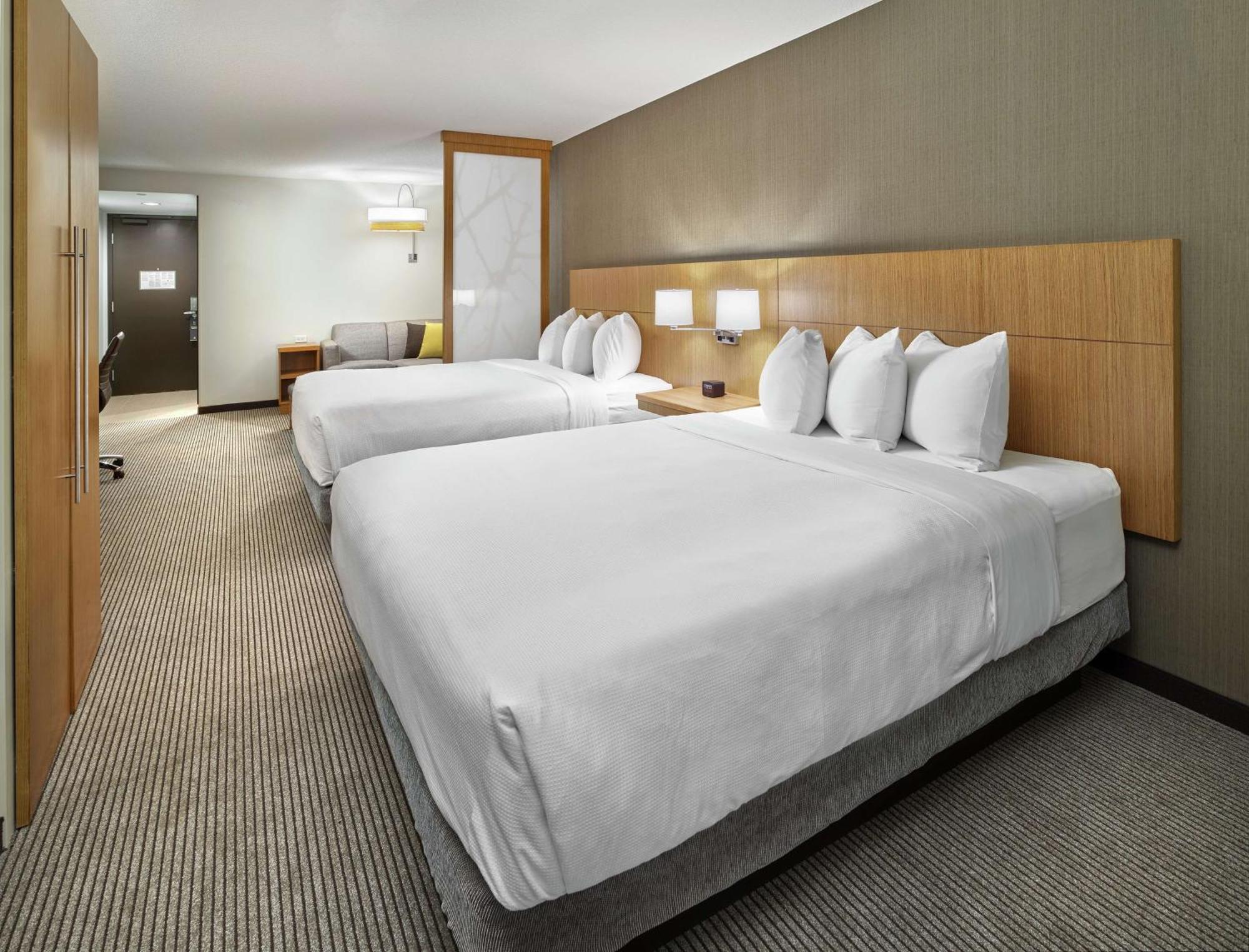 Hotel Doubletree By Hilton Downtown
