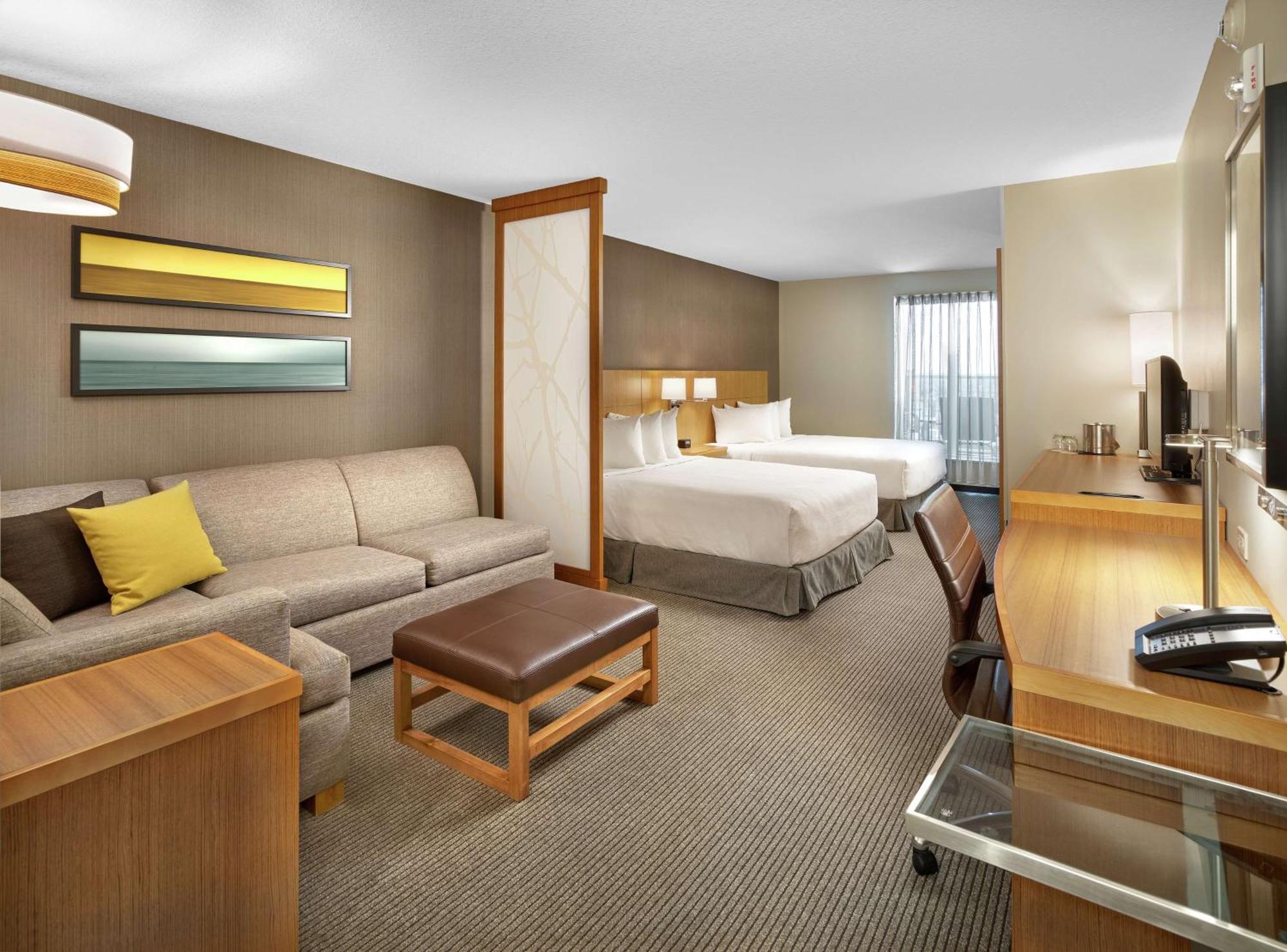 Doubletree By Hilton Downtown Hotel Edmonton