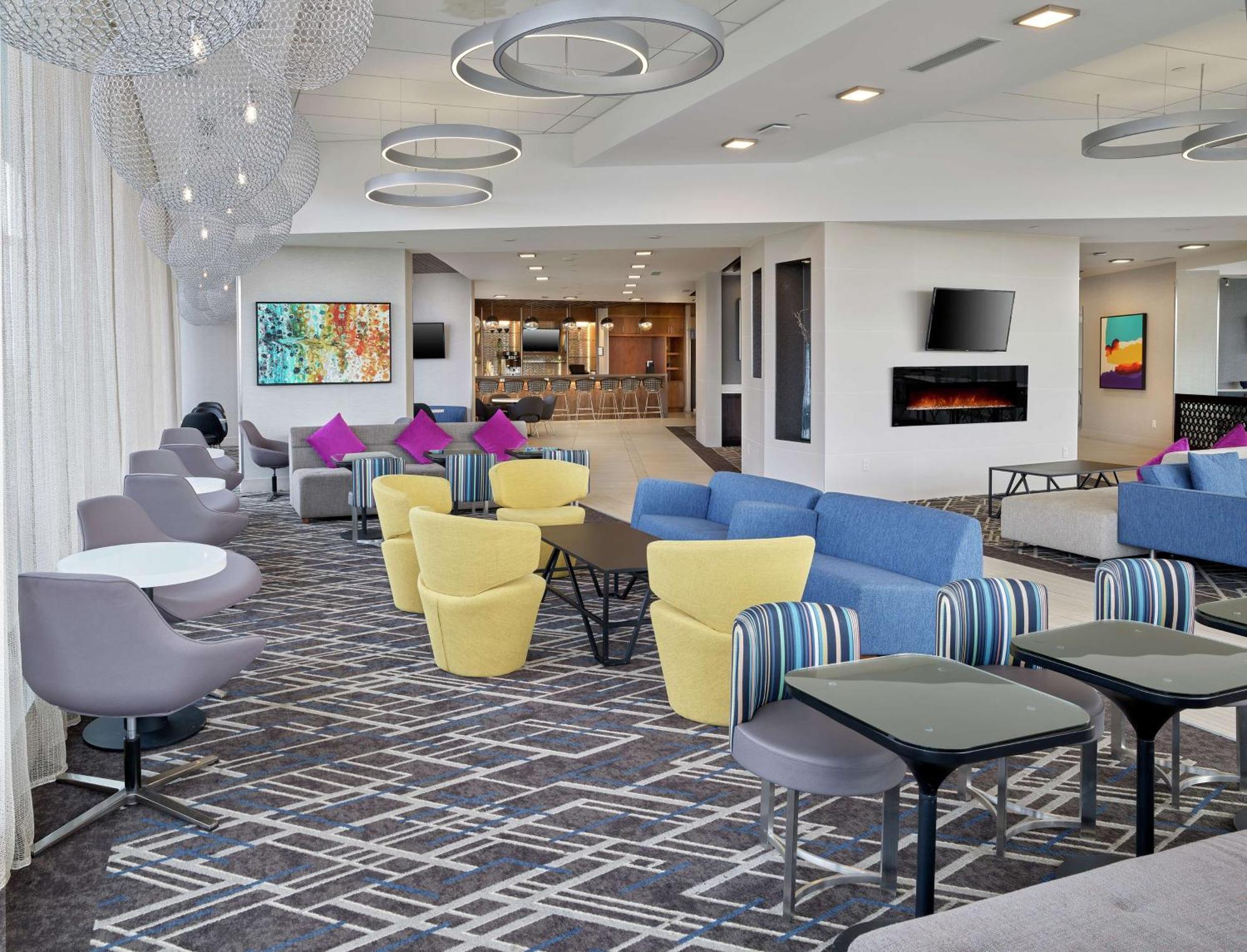 Doubletree By Hilton Downtown Hotel 4*
